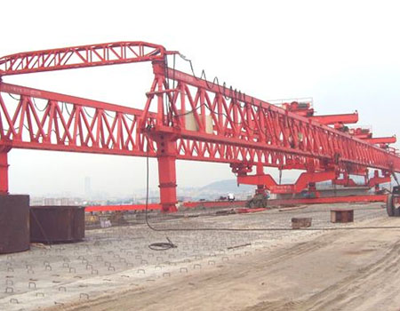 宁波铁路架桥机