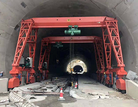 宁波隧道专用门式起重机